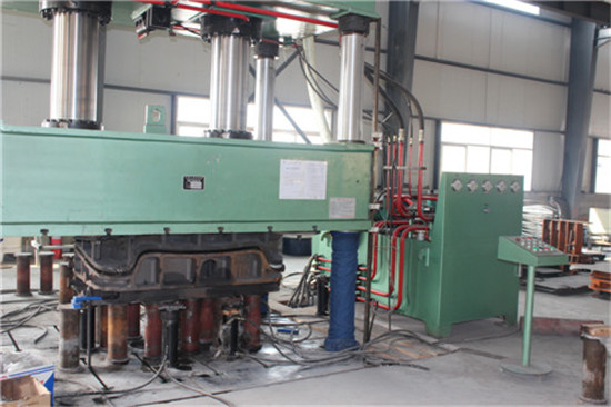 电动轿车生产厂家